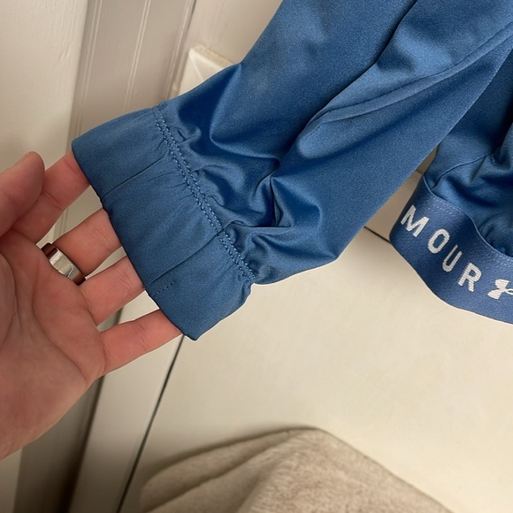 Under Armour Zip Up jacket - Picture 3 of 11